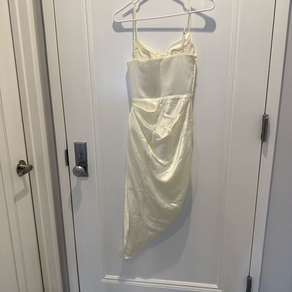 House Of CB 'Reva' Ivory Balcony Corset Dress - Picture 5 of 8